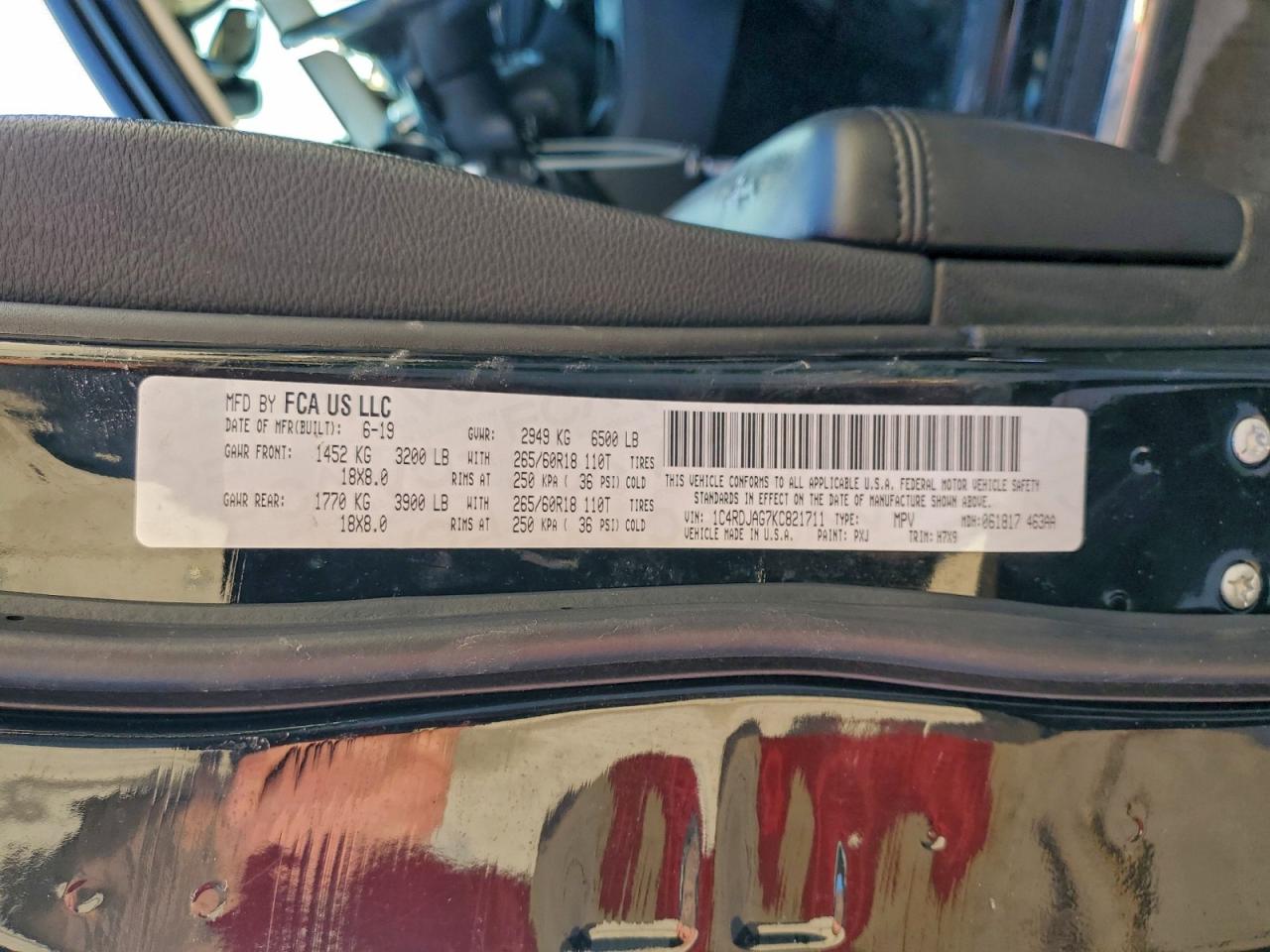 2019 DODGE DURANGO SXT photo 25