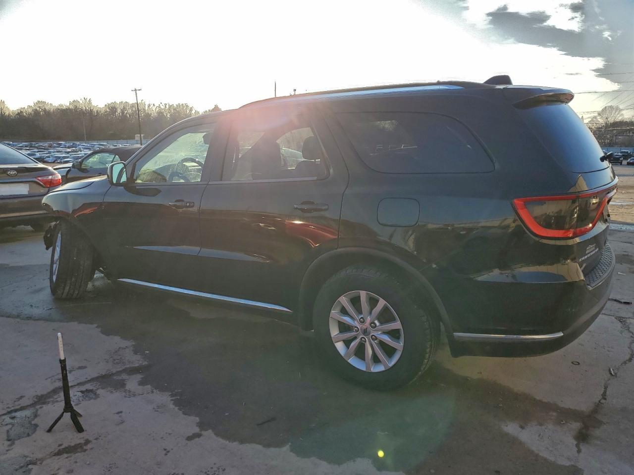 2019 DODGE DURANGO SXT photo 3