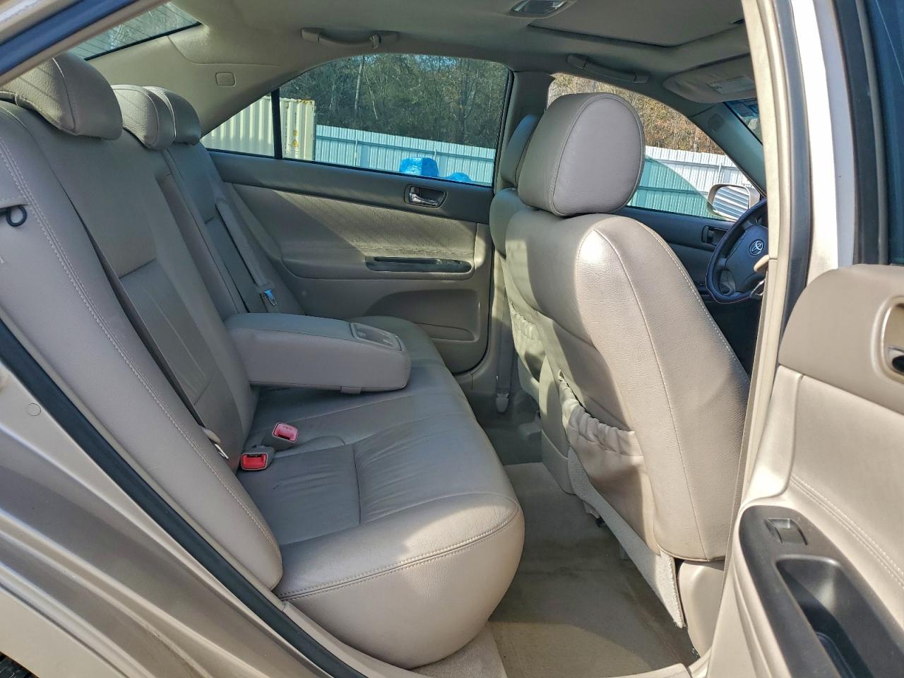 2005 TOYOTA CAMRY LE photo 19