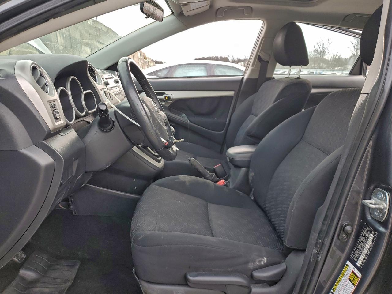 2010 TOYOTA COROLLA MATRIX S photo 7