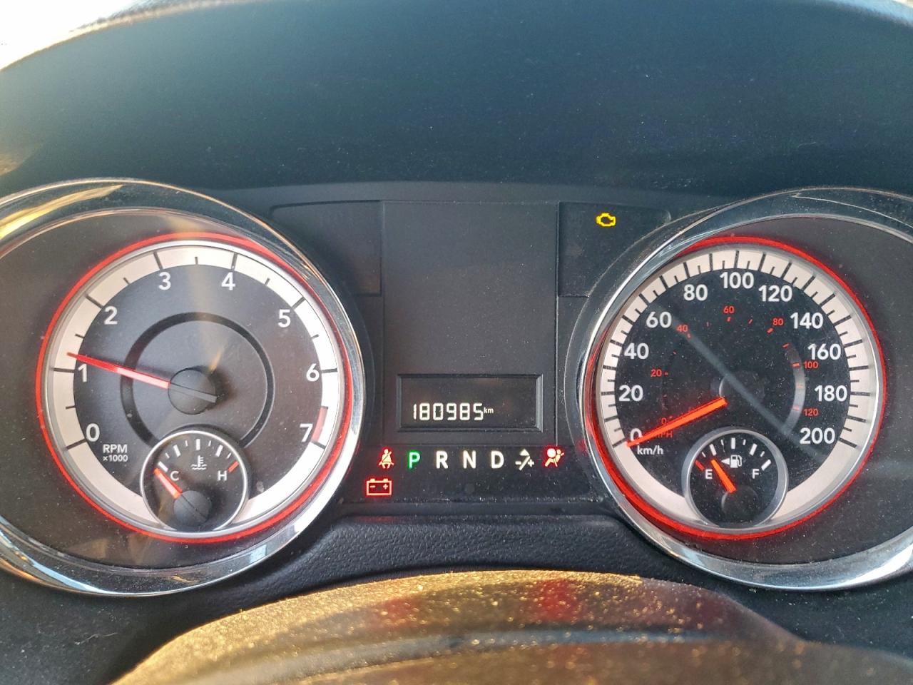 2015 DODGE GRAND CARAVAN SE photo 9