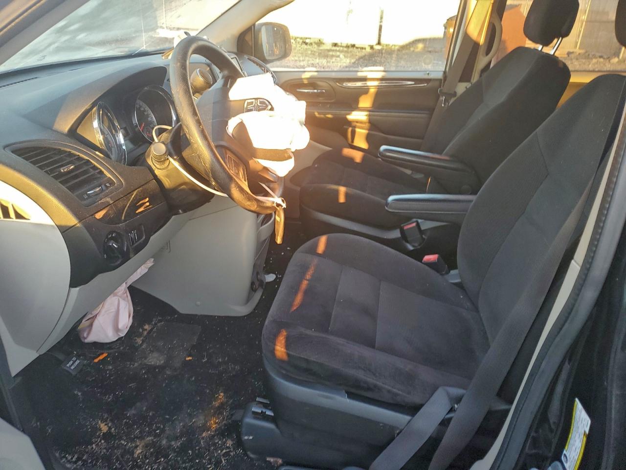 2015 DODGE GRAND CARAVAN SE photo 7