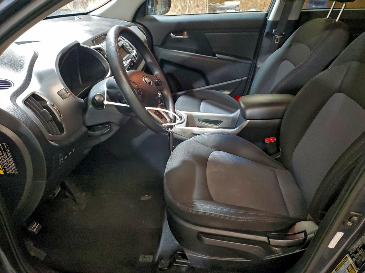 2016 KIA SPORTAGE LX photo 13