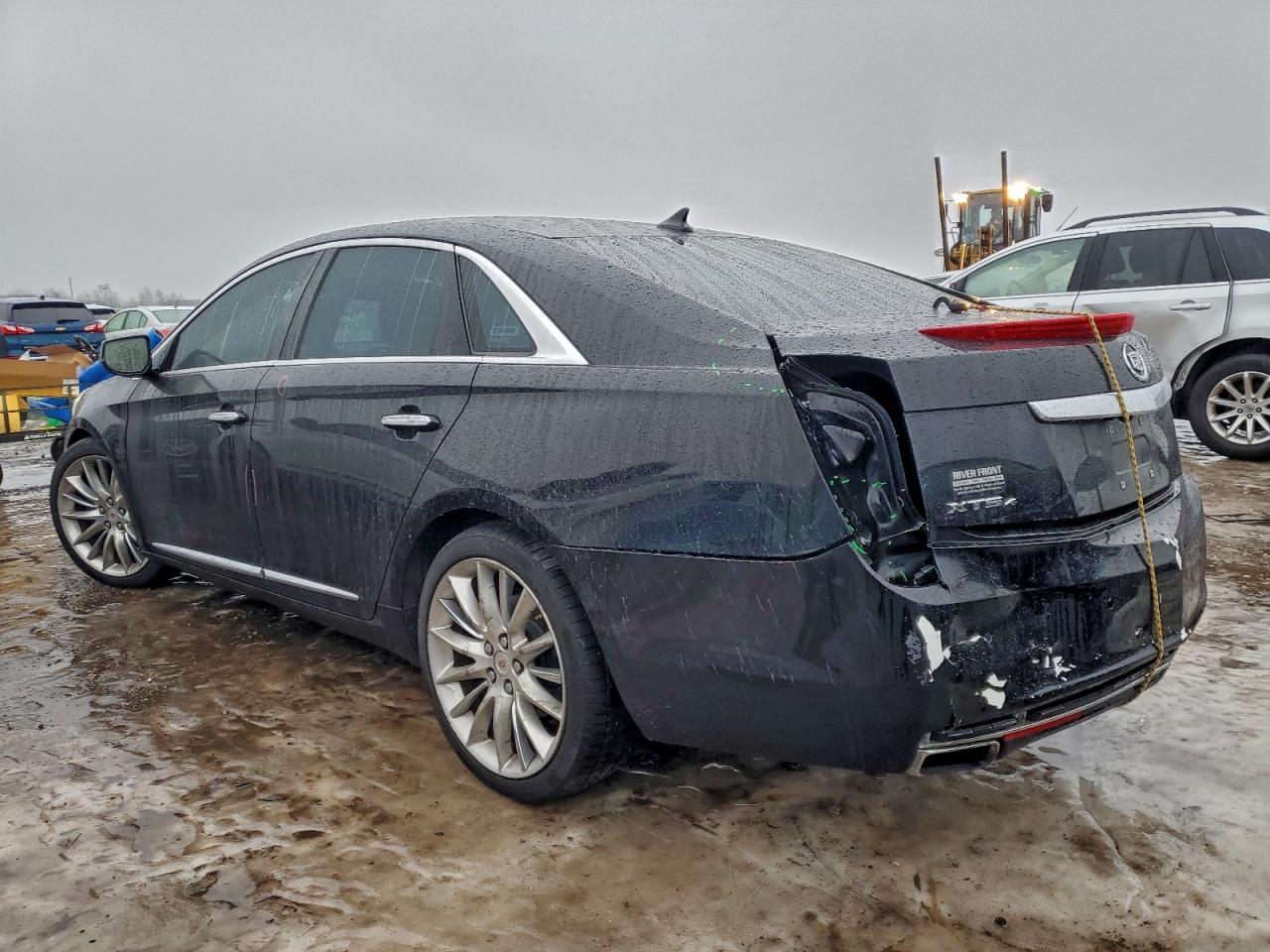 2014 CADILLAC XTS VSPORT PLATINUM photo 2