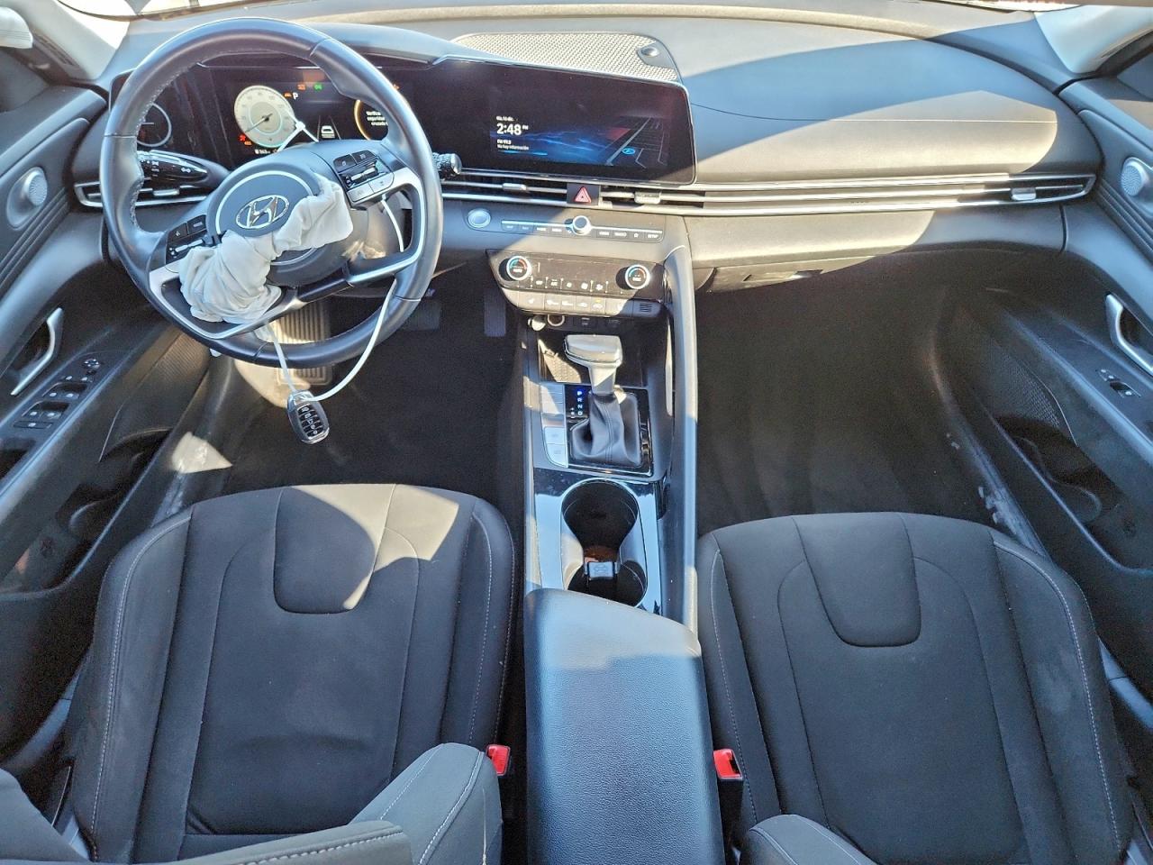 2023 HYUNDAI ELANTRA SEL photo 15