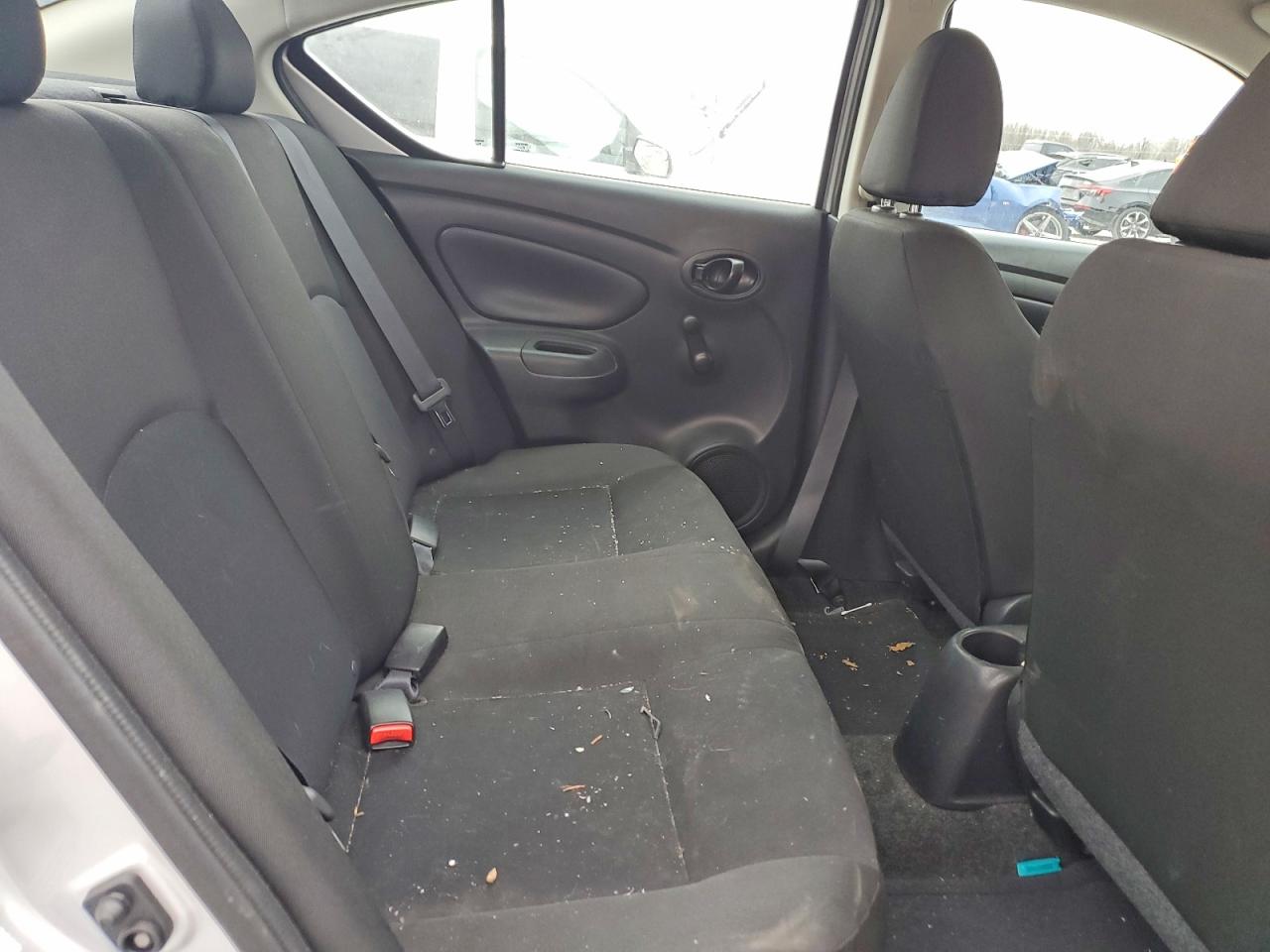 2018 NISSAN VERSA S photo 10