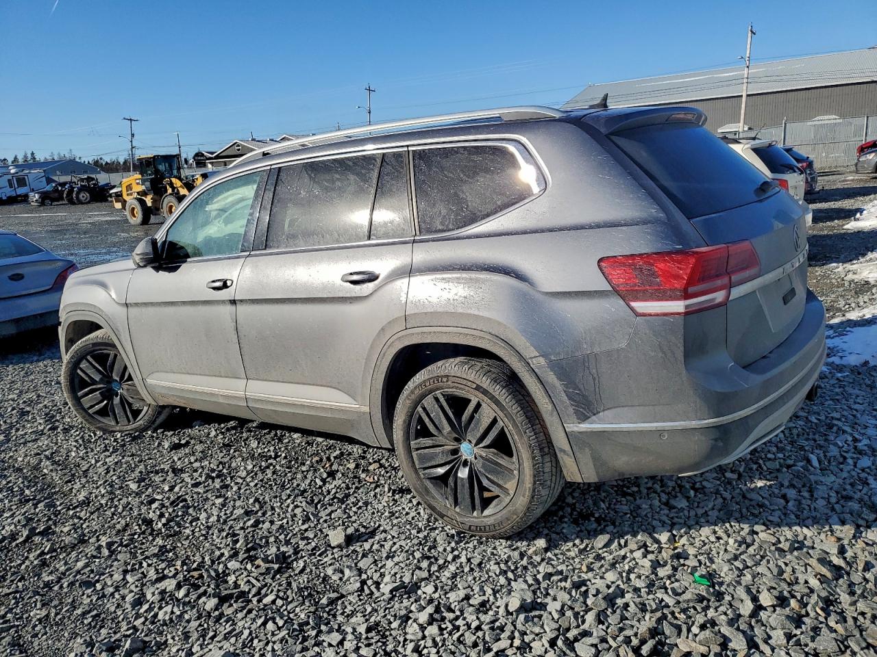 2018 VOLKSWAGEN ATLAS SEL PREMIUM photo 2