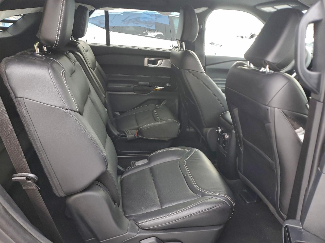 2024 FORD EXPLORER ST photo 11
