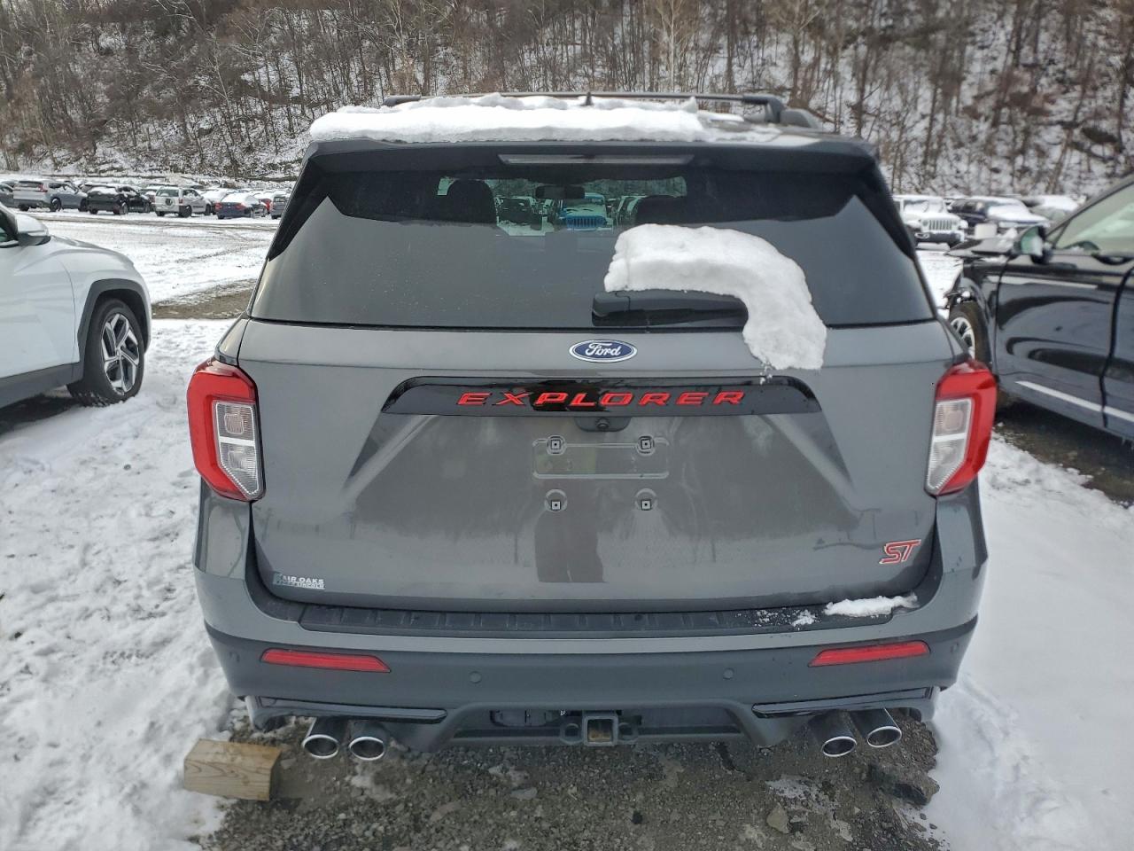 2024 FORD EXPLORER ST photo 6