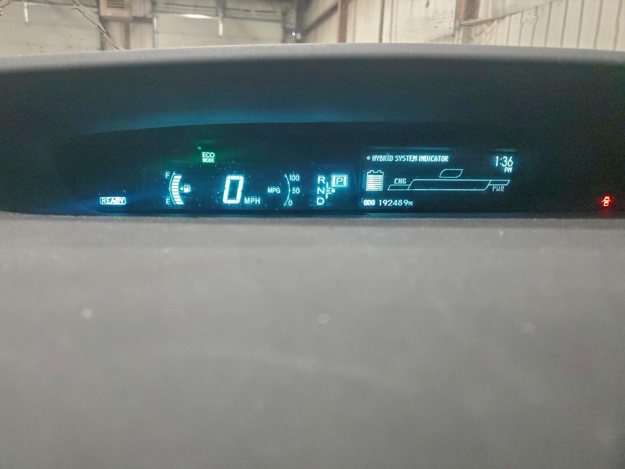 2010 TOYOTA PRIUS photo 9