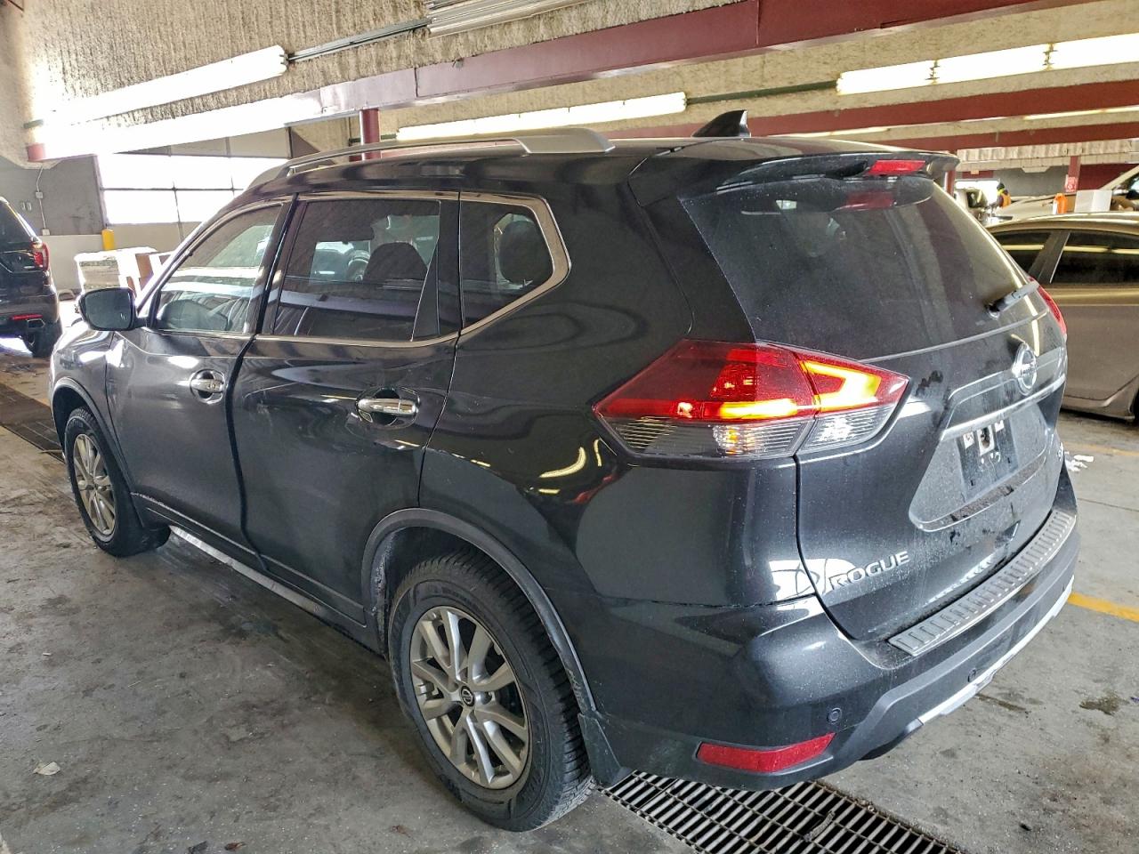2020 NISSAN ROGUE S photo 2