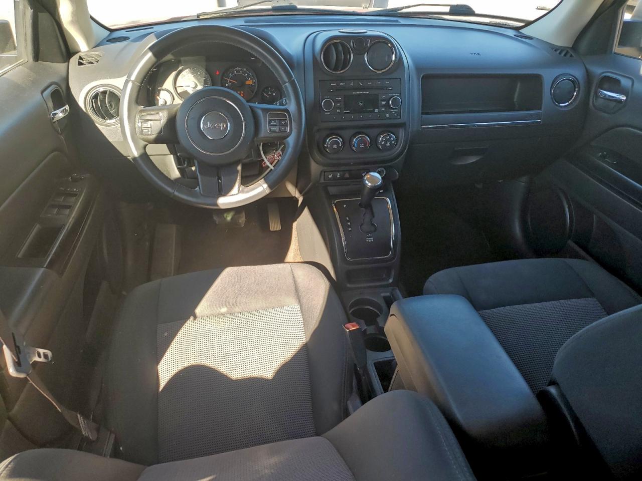 2014 JEEP PATRIOT LATITUDE photo 8