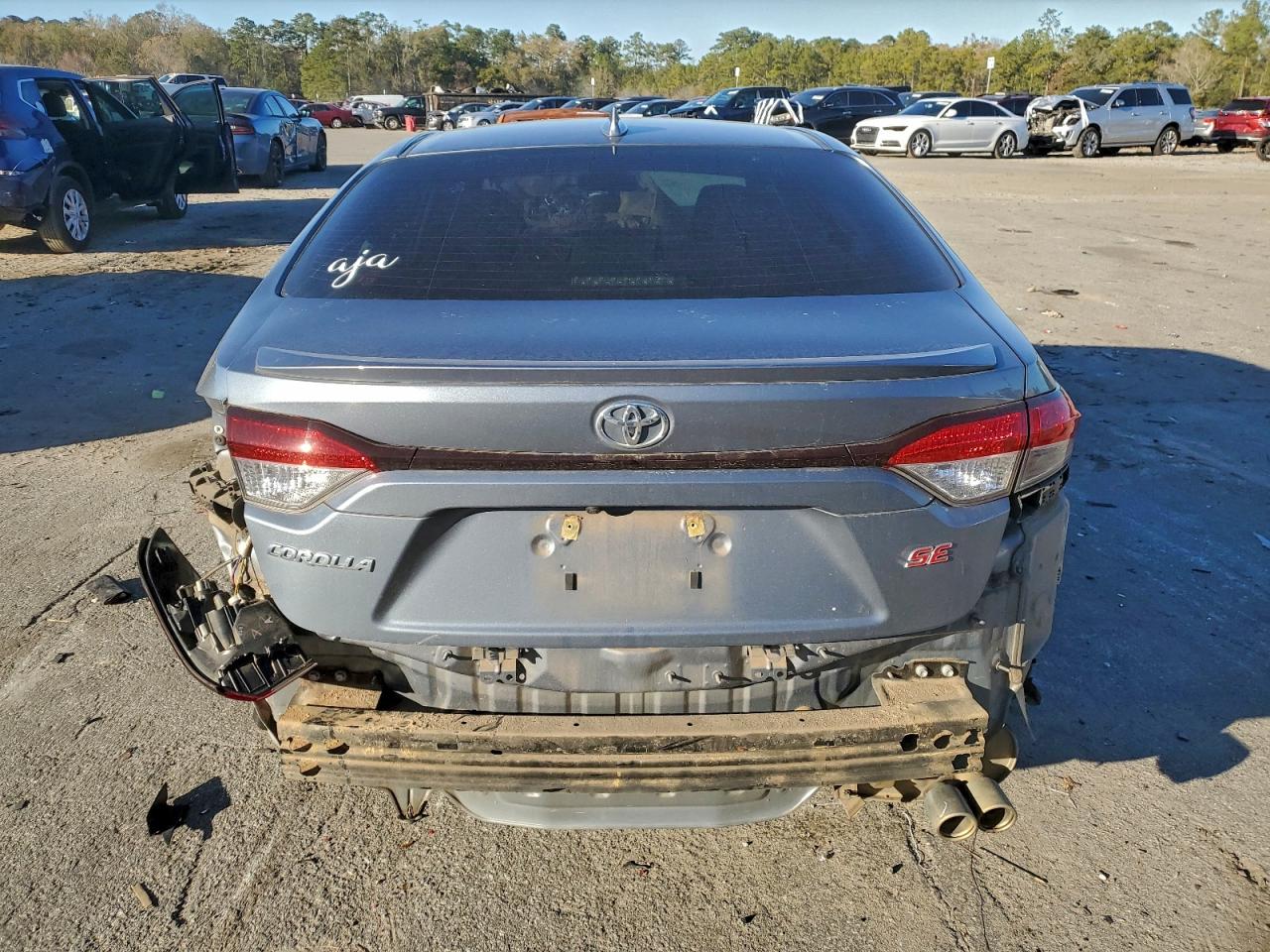 2022 TOYOTA COROLLA SE photo 6