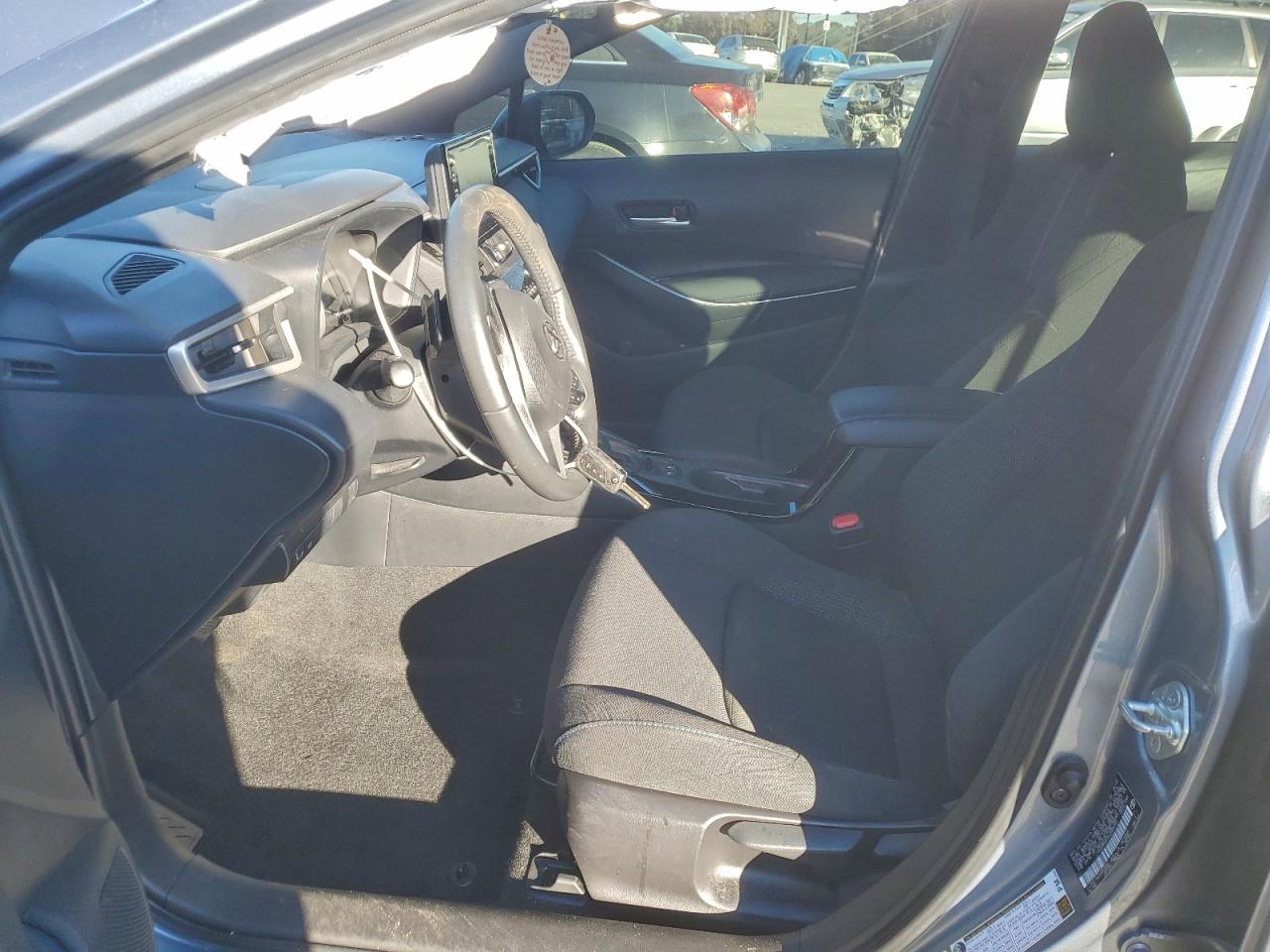 2022 TOYOTA COROLLA SE photo 7