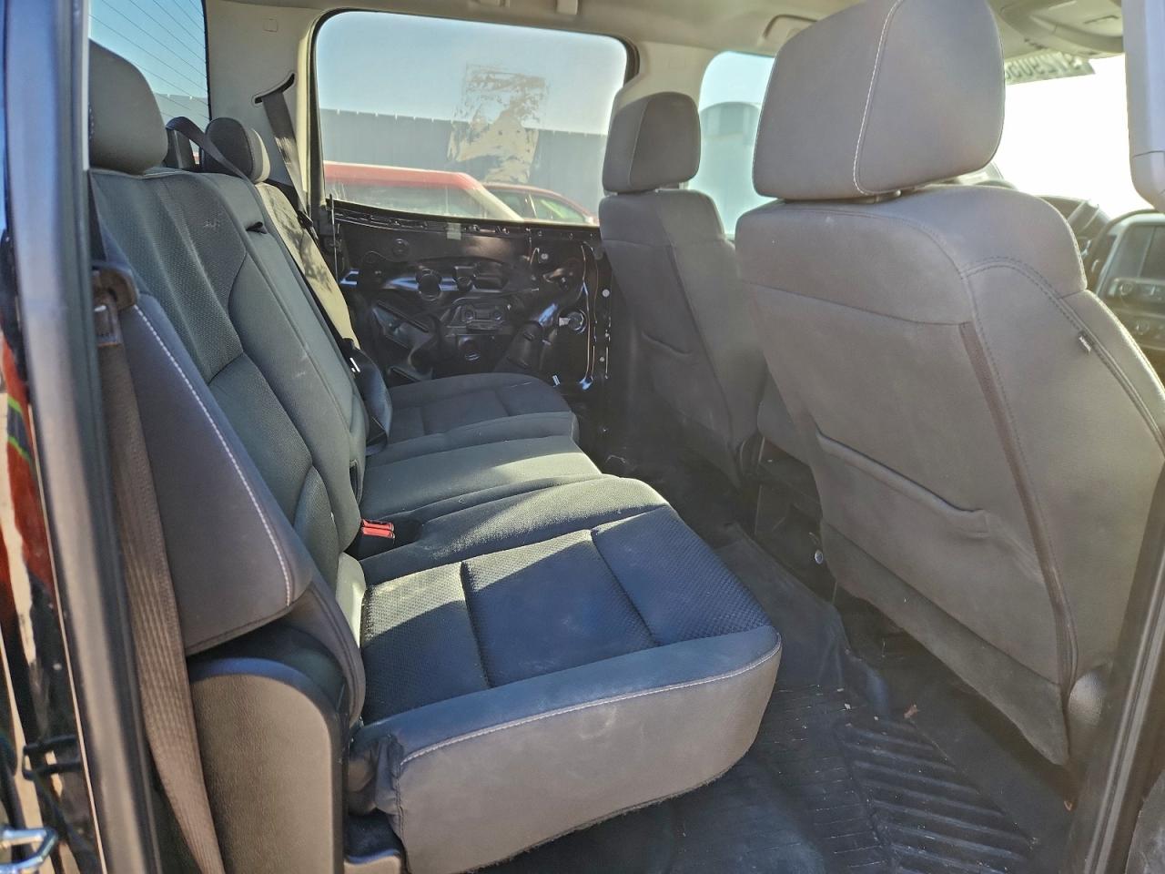 2018 CHEVROLET SILVERADO K1500 LT photo 19