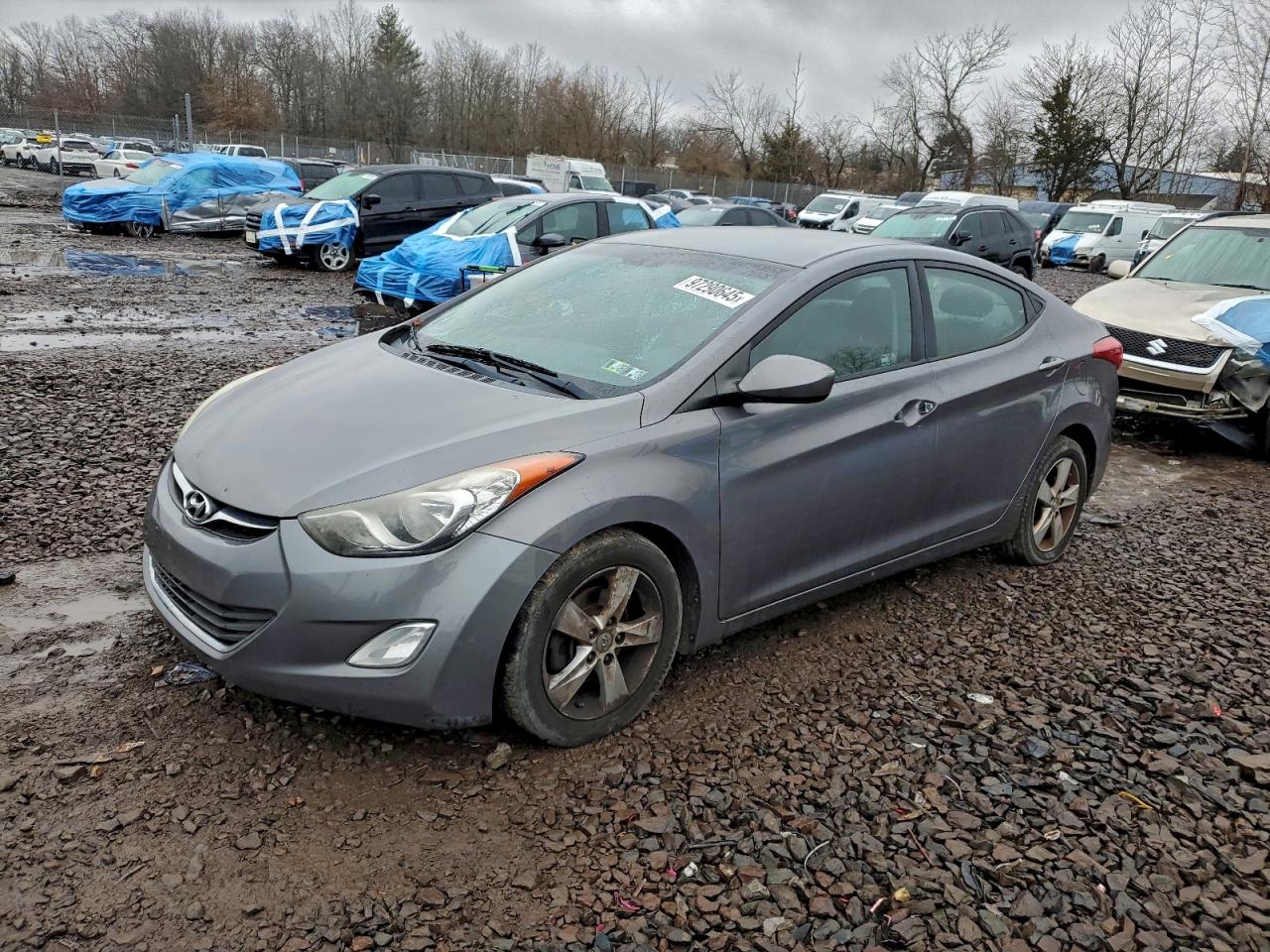 2013 HYUNDAI ELANTRA