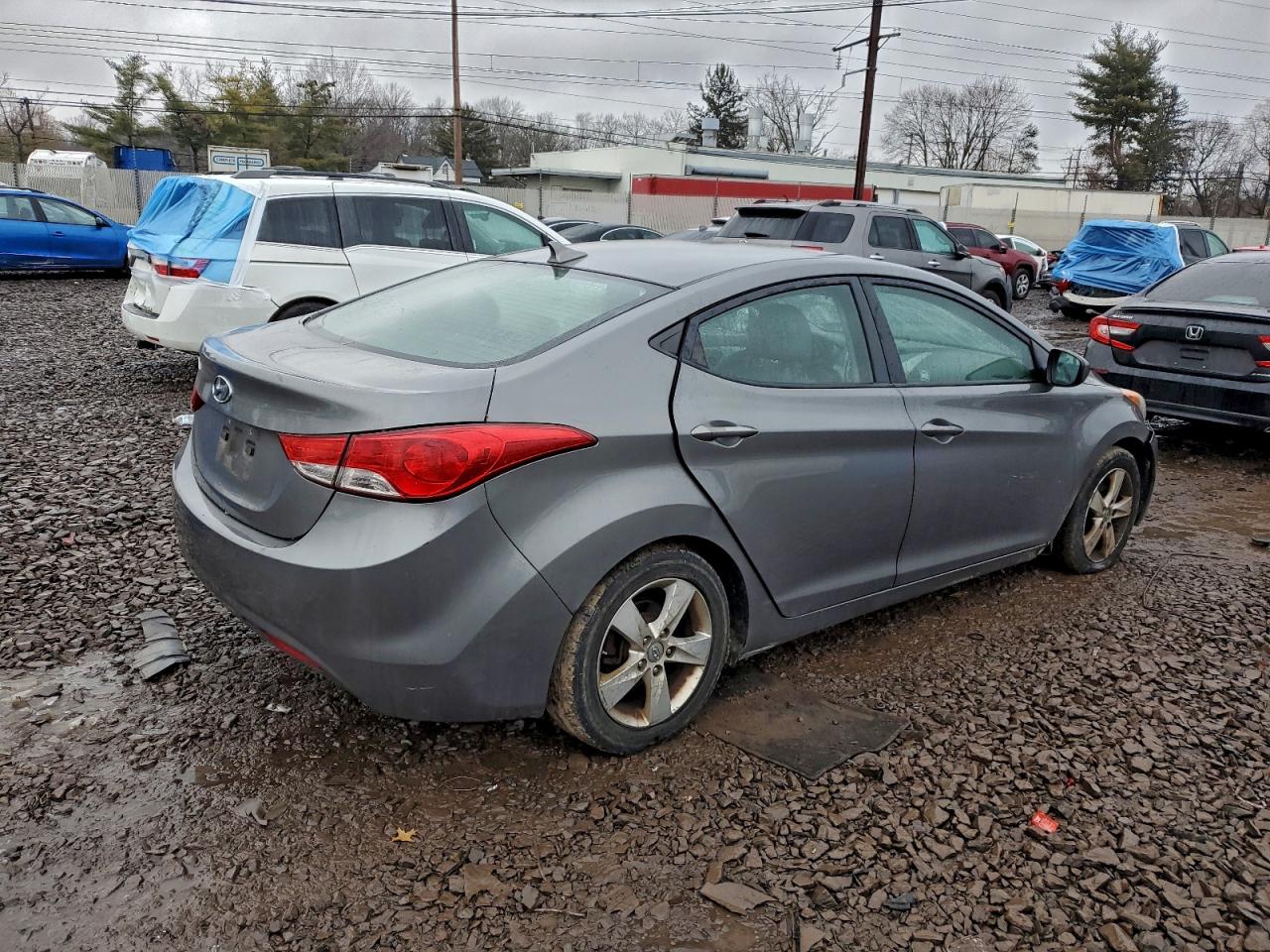 2013 HYUNDAI ELANTRA GLS photo 3