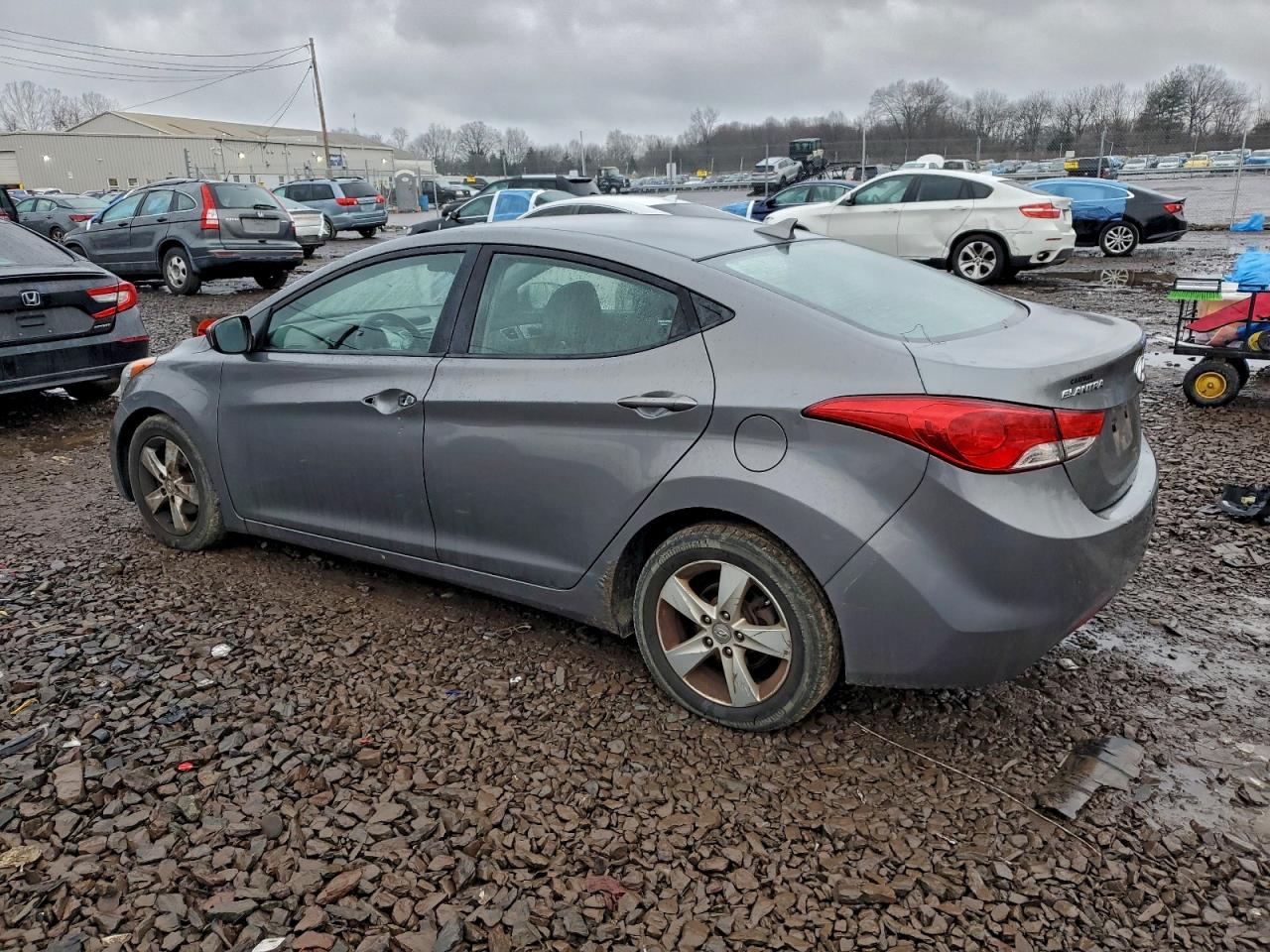2013 HYUNDAI ELANTRA GLS photo 2