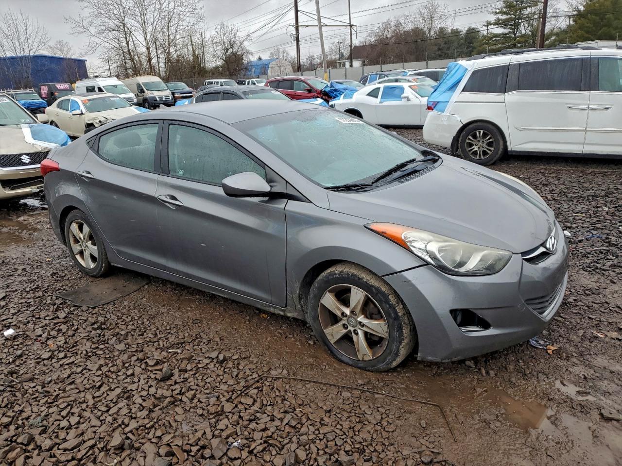2013 HYUNDAI ELANTRA GLS photo 4