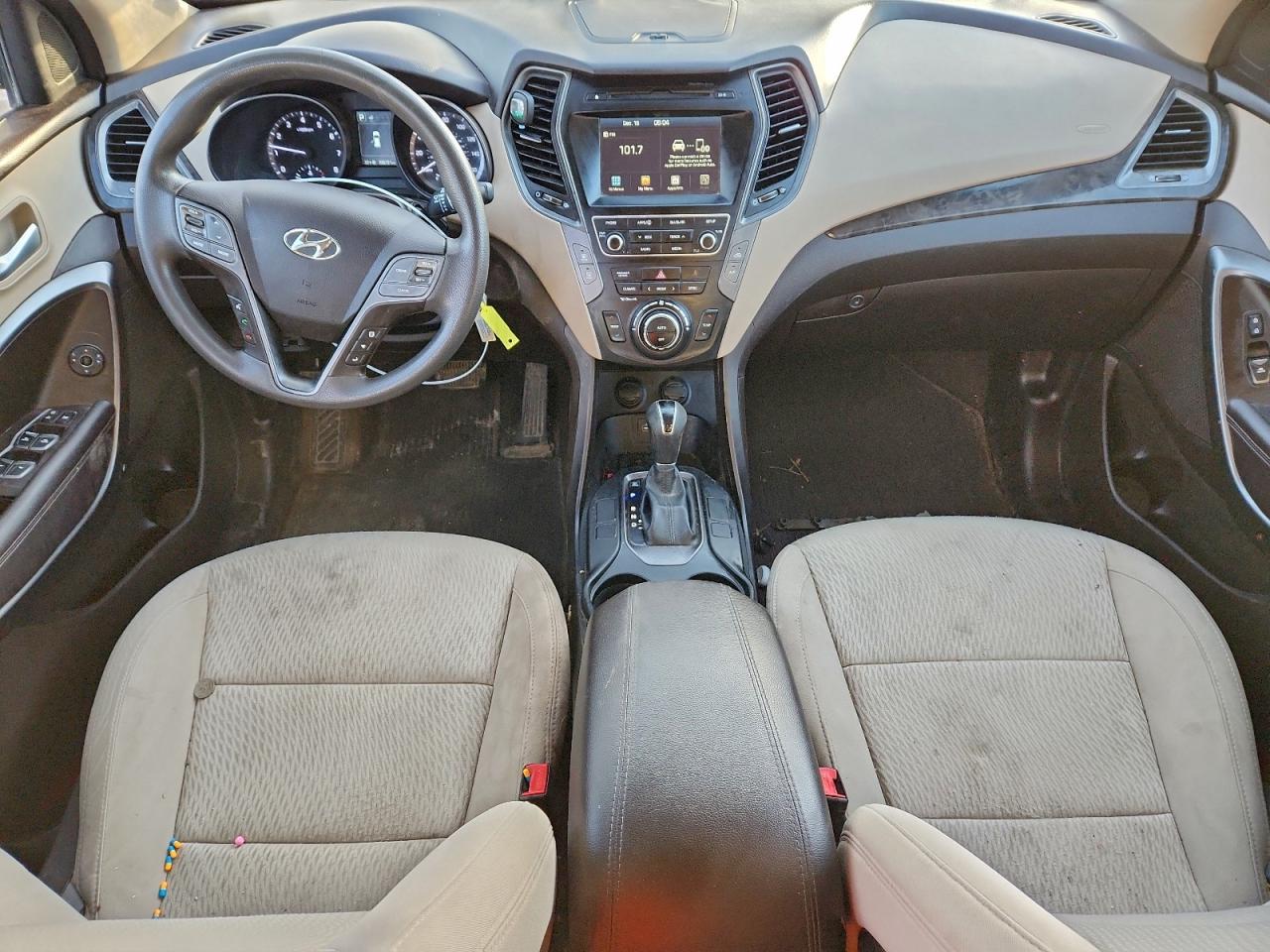 2017 HYUNDAI SANTA FE SPORT photo 8