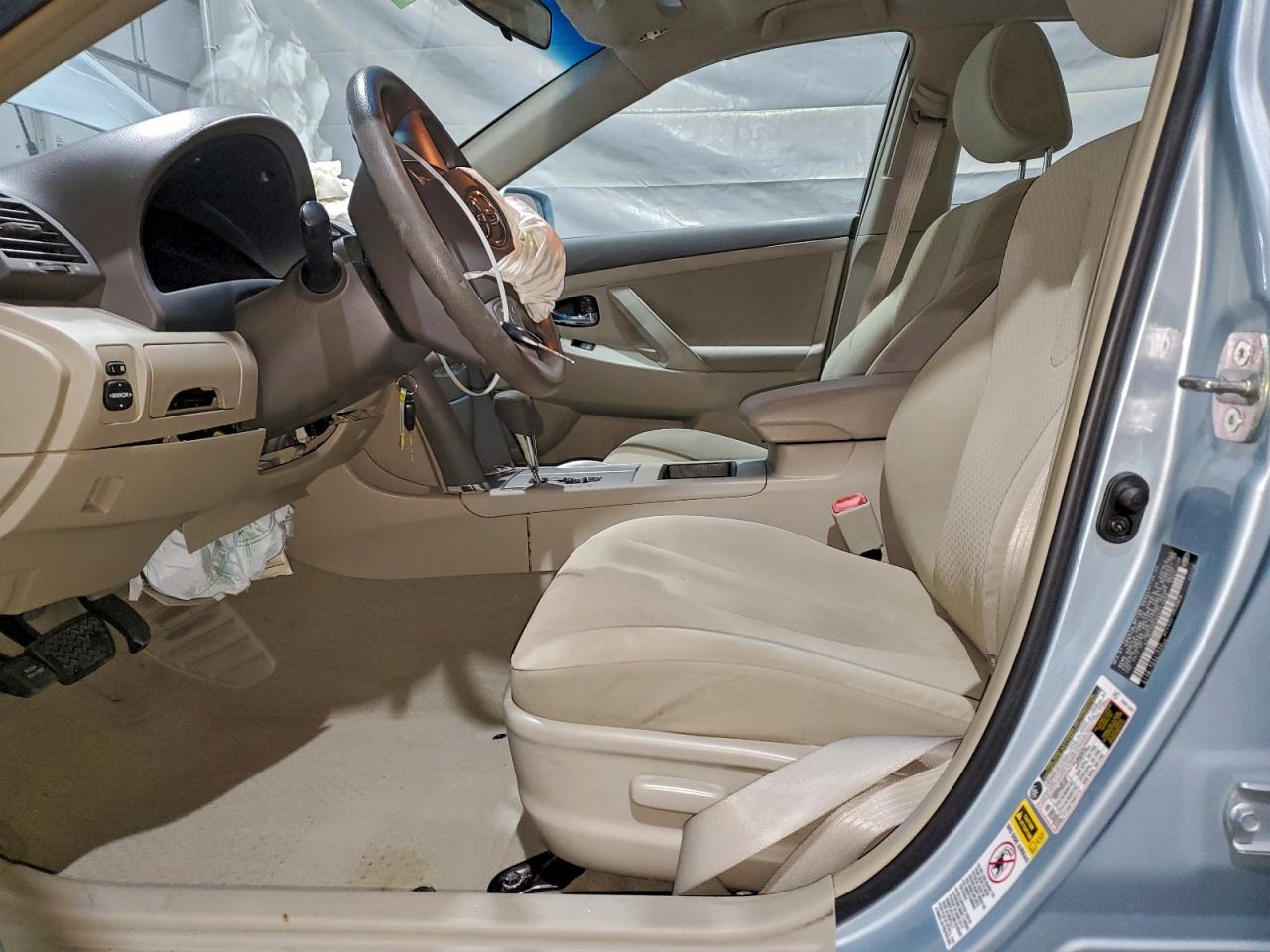 2008 TOYOTA CAMRY photo 7