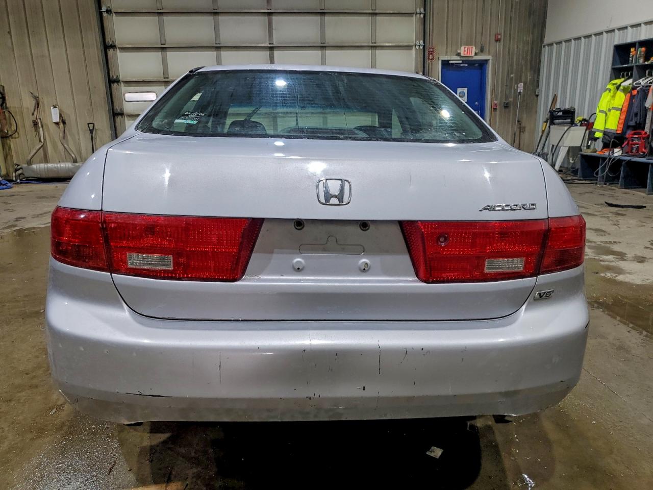 2005 HONDA ACCORD LX photo 11