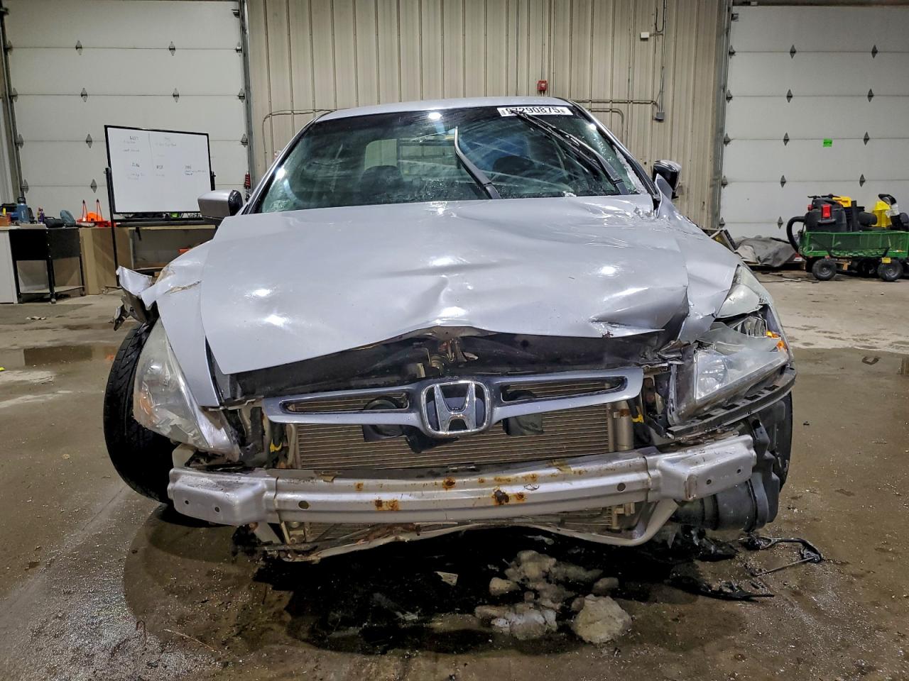 2005 HONDA ACCORD LX photo 9
