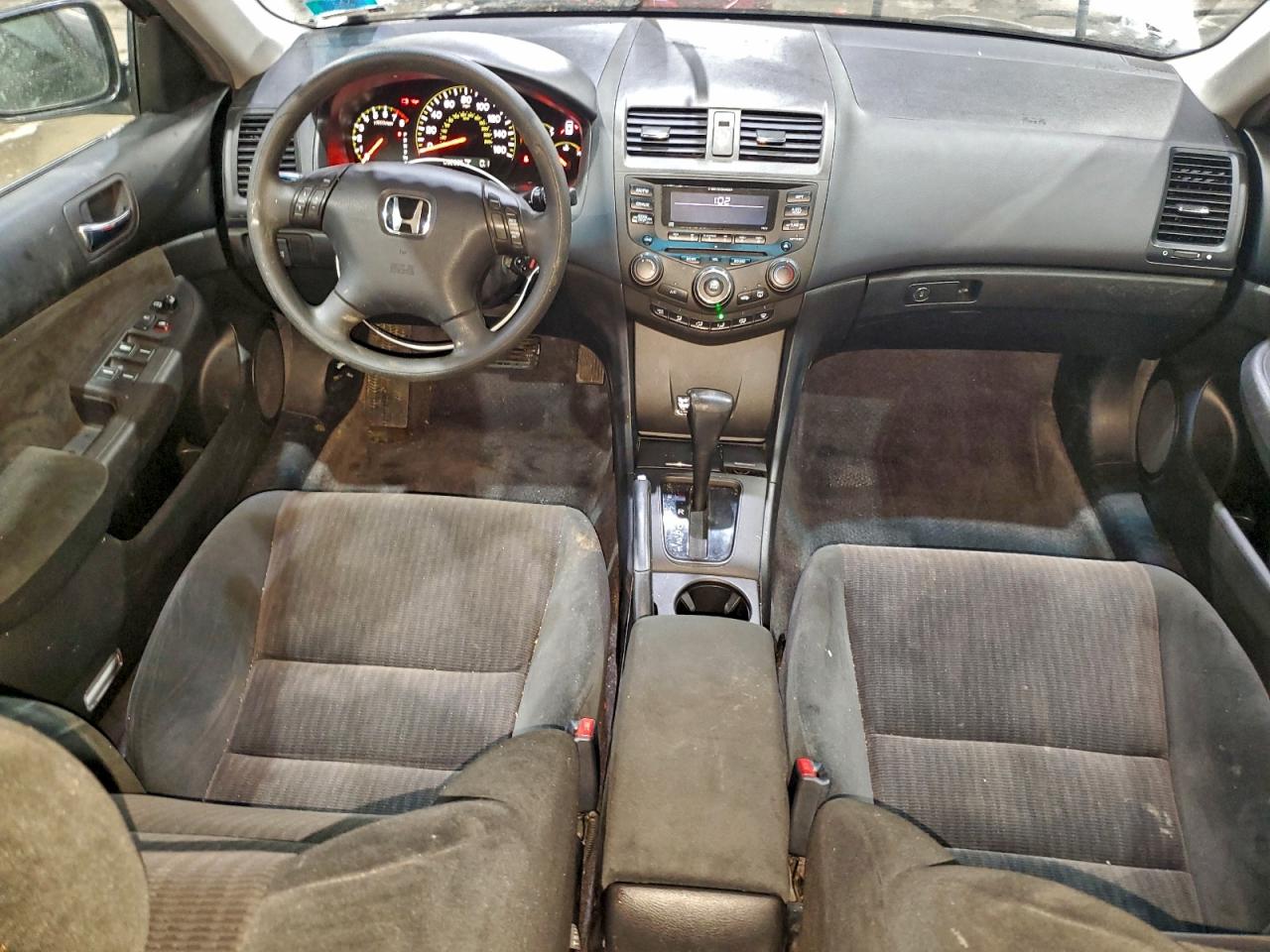 2005 HONDA ACCORD LX photo 15