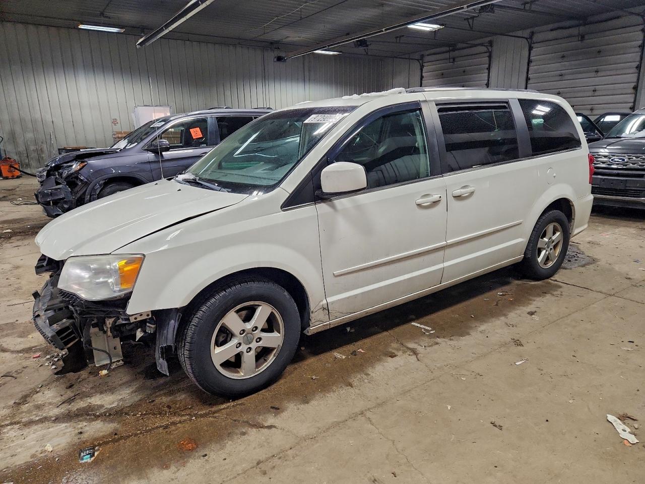 2011 DODGE GRAND CARAVAN