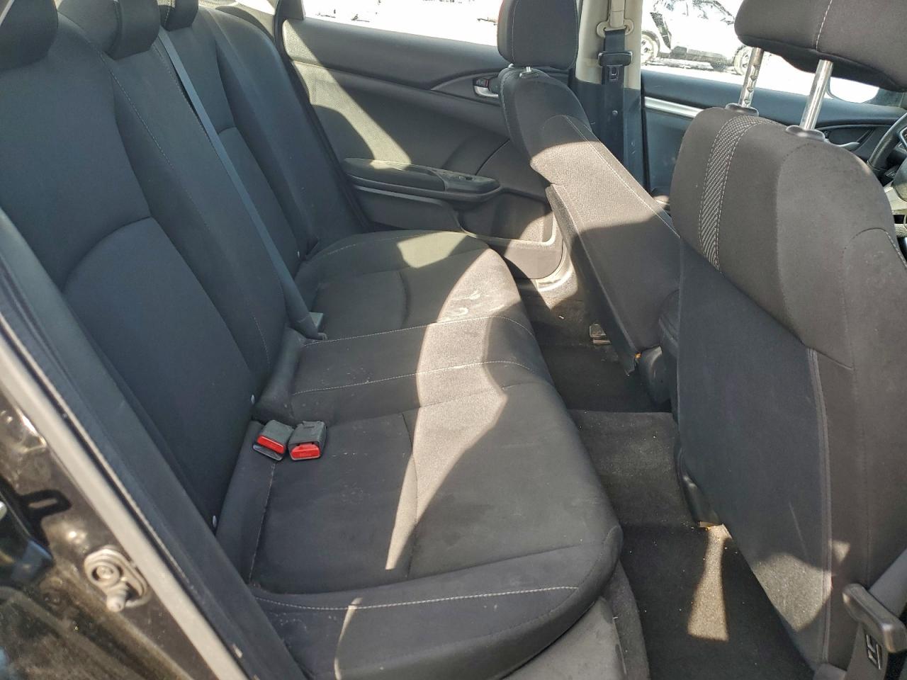 2016 HONDA CIVIC LX photo 10
