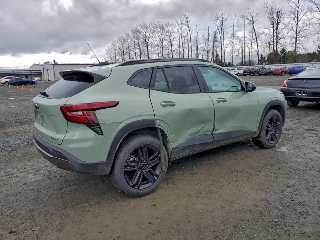 2025 CHEVROLET TRAX ACTIV photo 3