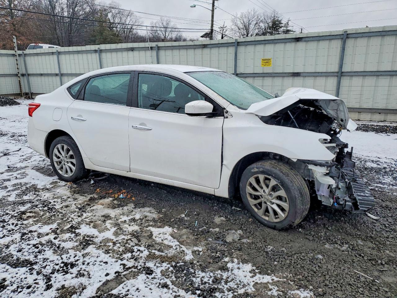 2019 NISSAN SENTRA S photo 4