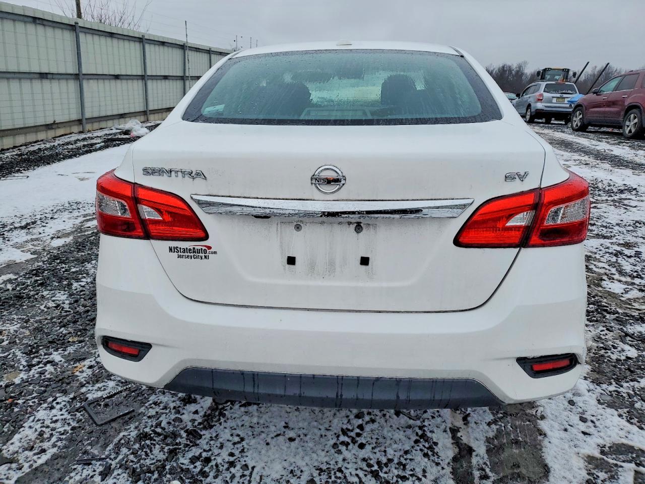 2019 NISSAN SENTRA S photo 6