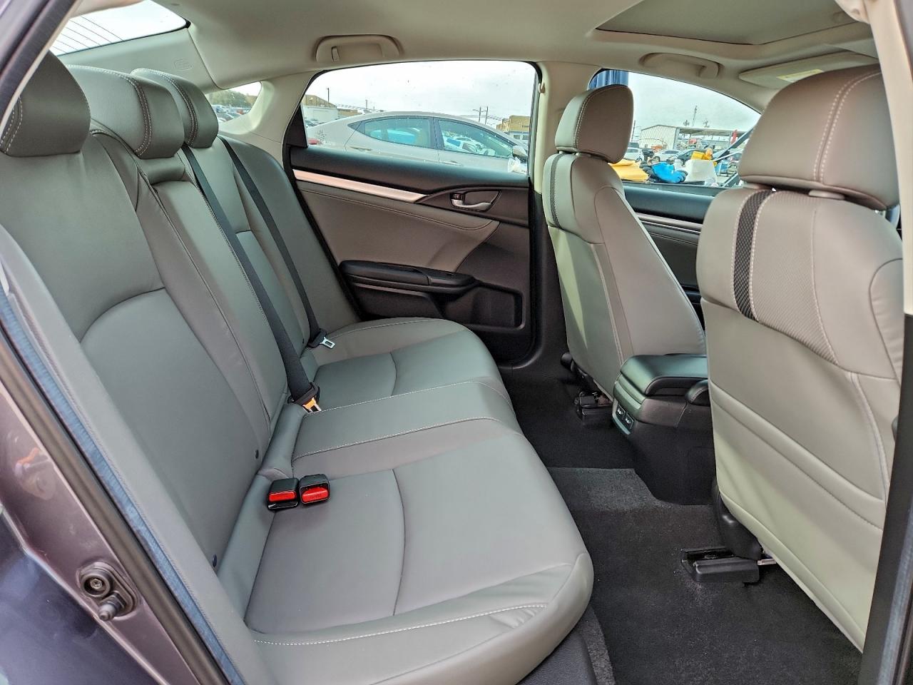 2020 HONDA CIVIC TOURING photo 10