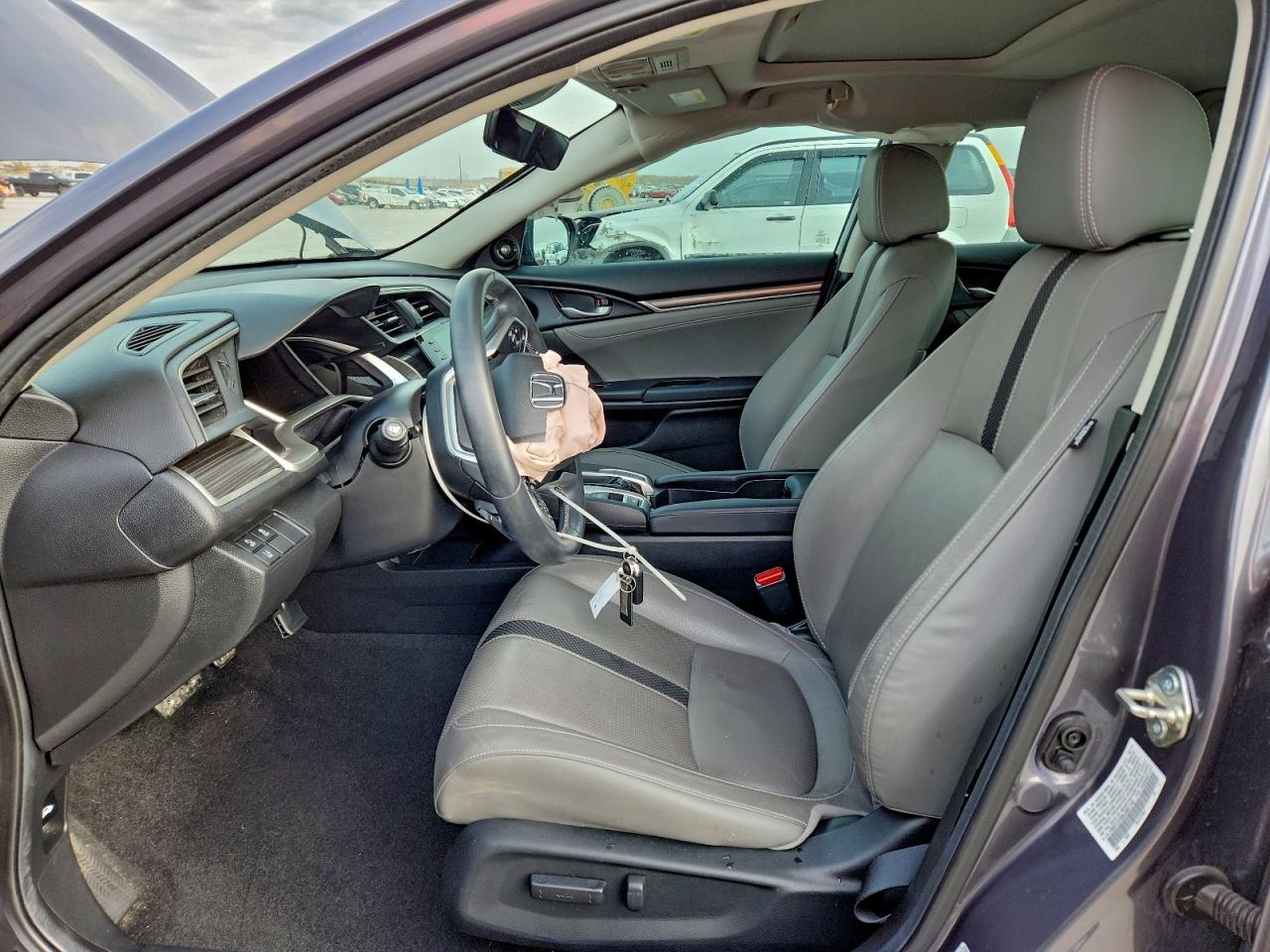 2020 HONDA CIVIC TOURING photo 7