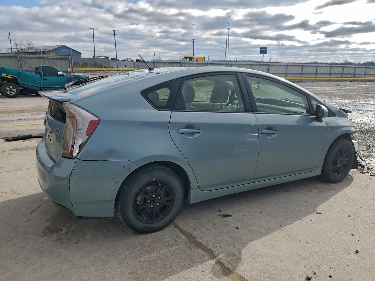 2012 TOYOTA PRIUS photo 3