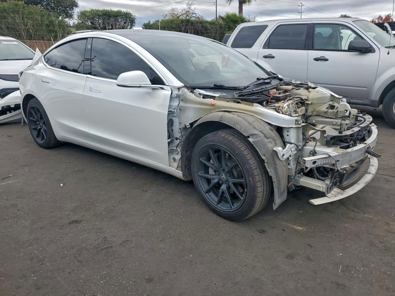 2020 TESLA MODEL 3 photo 4