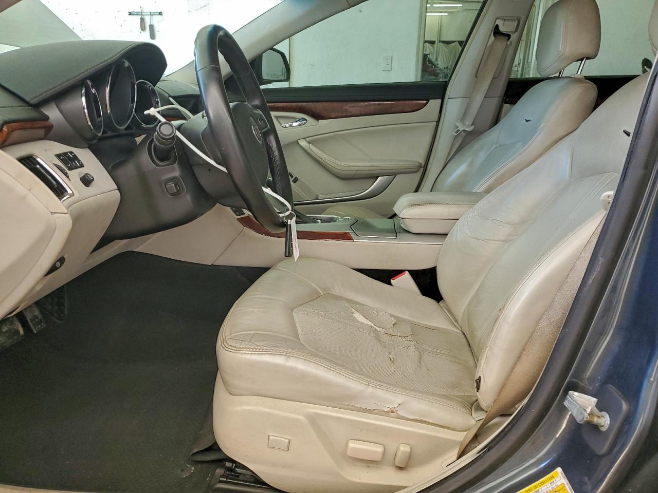 2008 CADILLAC CTS photo 13