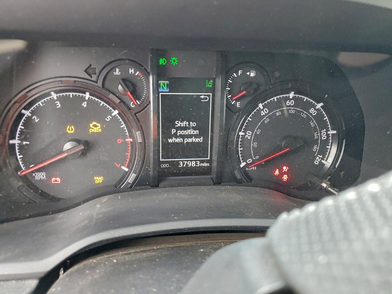 2022 TOYOTA 4RUNNER TRAIL photo 9