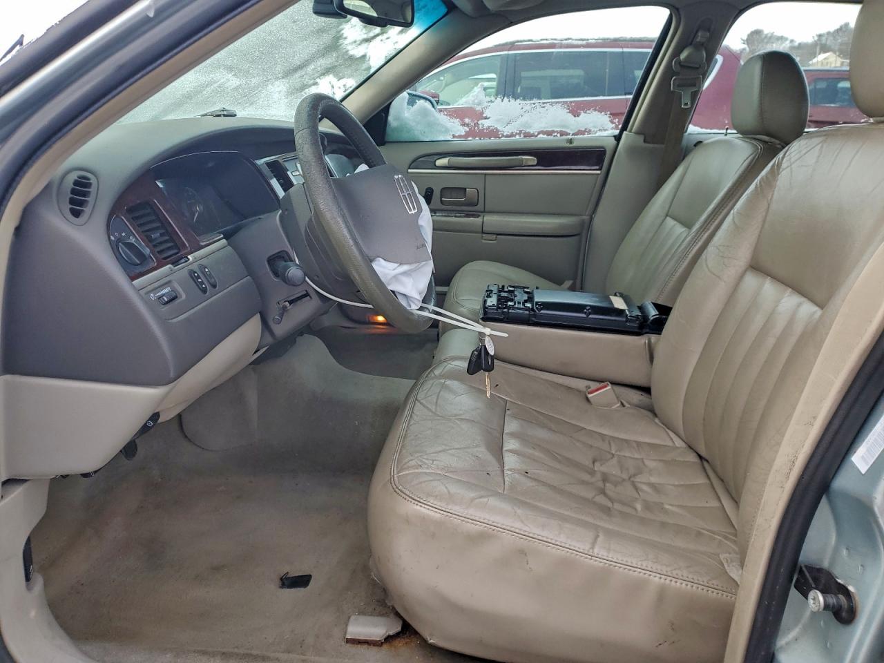 2007 LINCOLN TOWN CAR SIGNATURE photo 13