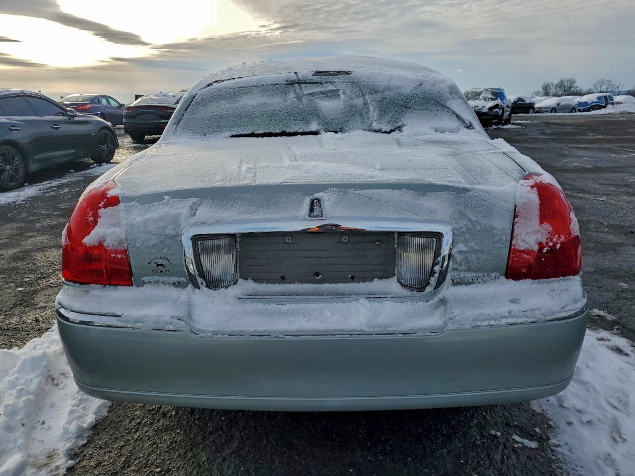 2007 LINCOLN TOWN CAR SIGNATURE photo 11