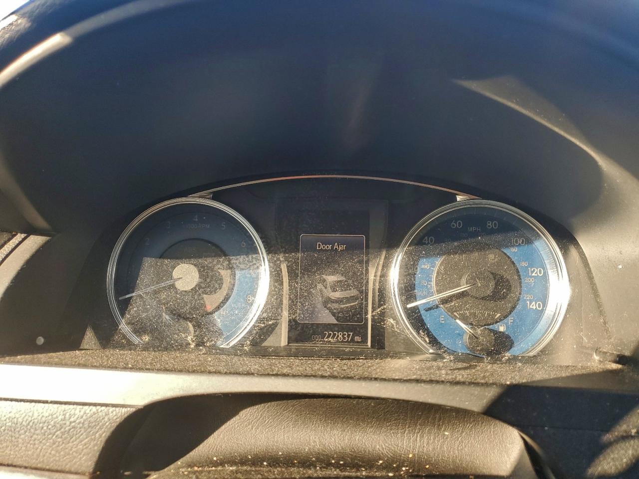 2017 TOYOTA CAMRY LE photo 9