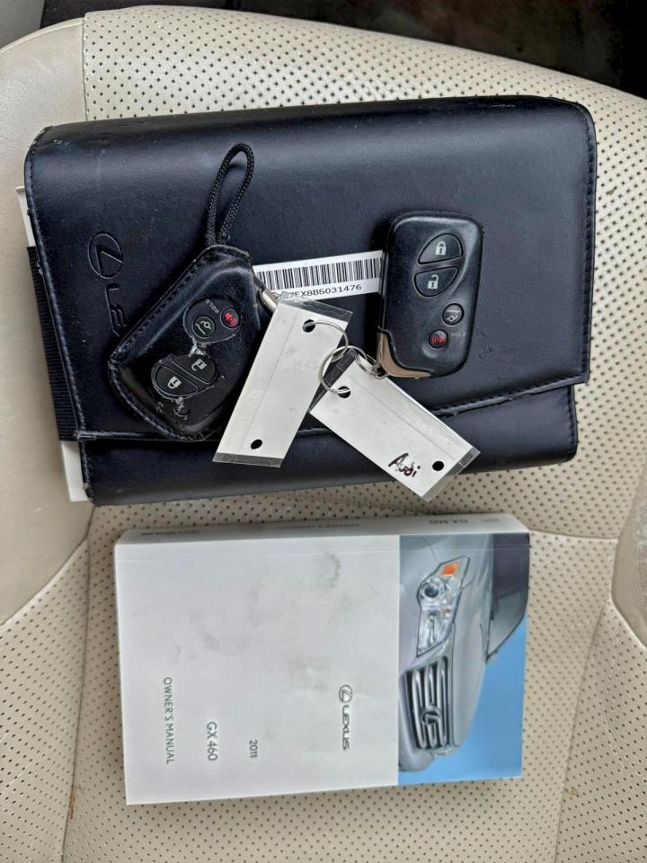 2011 LEXUS GX 460 photo 15