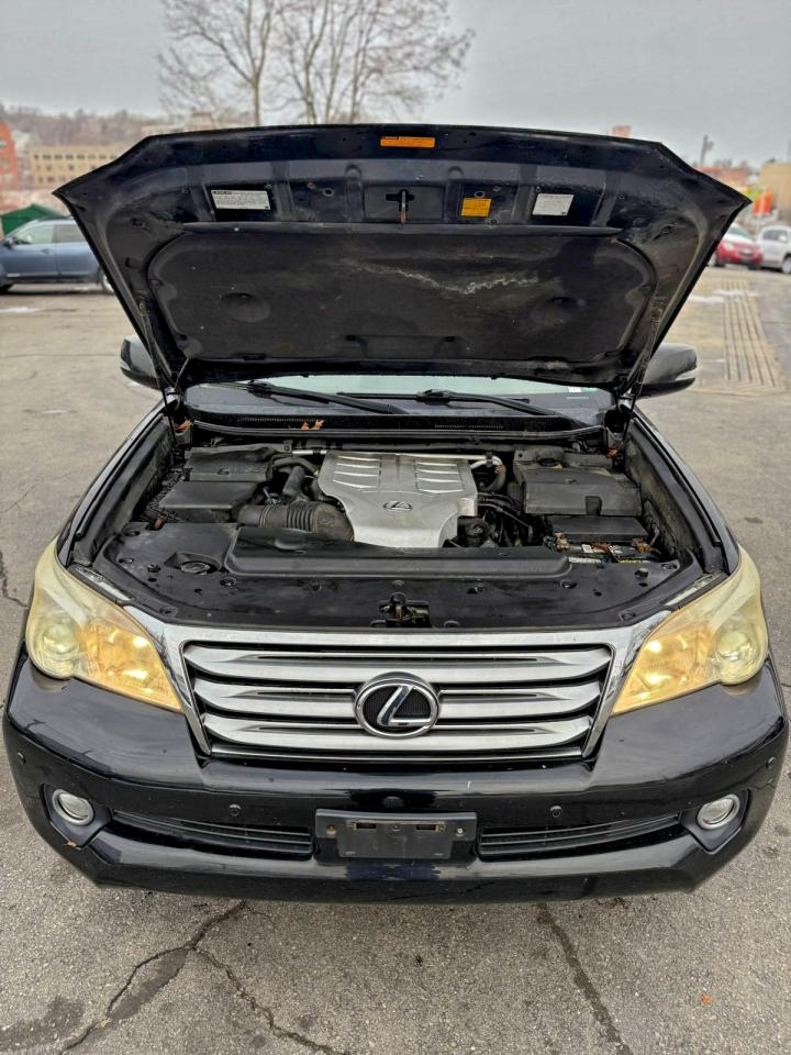2011 LEXUS GX 460 photo 21