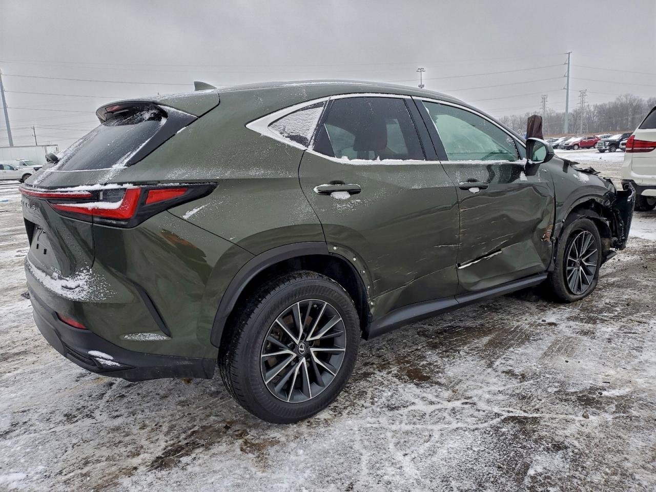 2023 LEXUS NX 350H photo 3