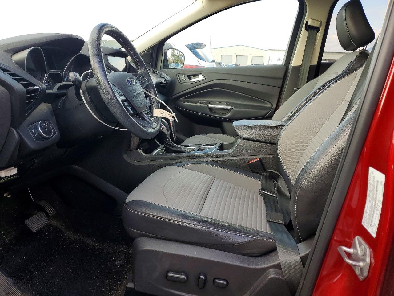 2019 FORD ESCAPE SE photo 7