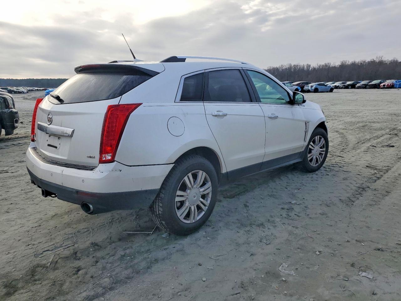 2012 CADILLAC SRX LUXURY COLLECTION photo 3