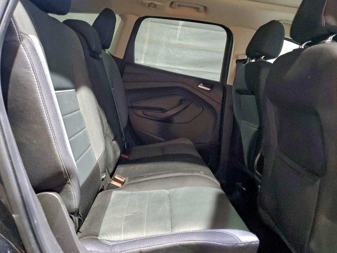 2015 FORD ESCAPE SE photo 11