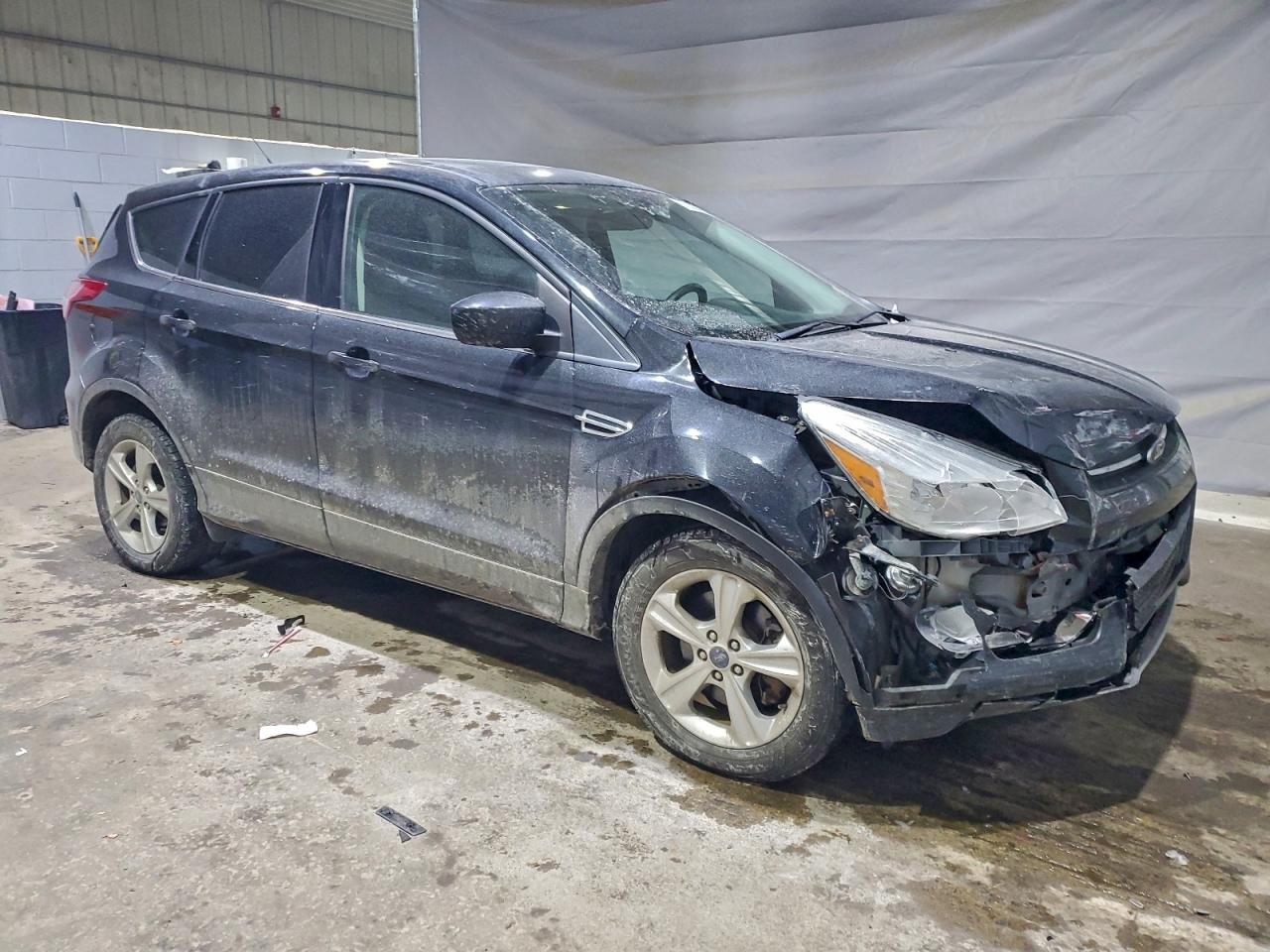 2015 FORD ESCAPE SE photo 4