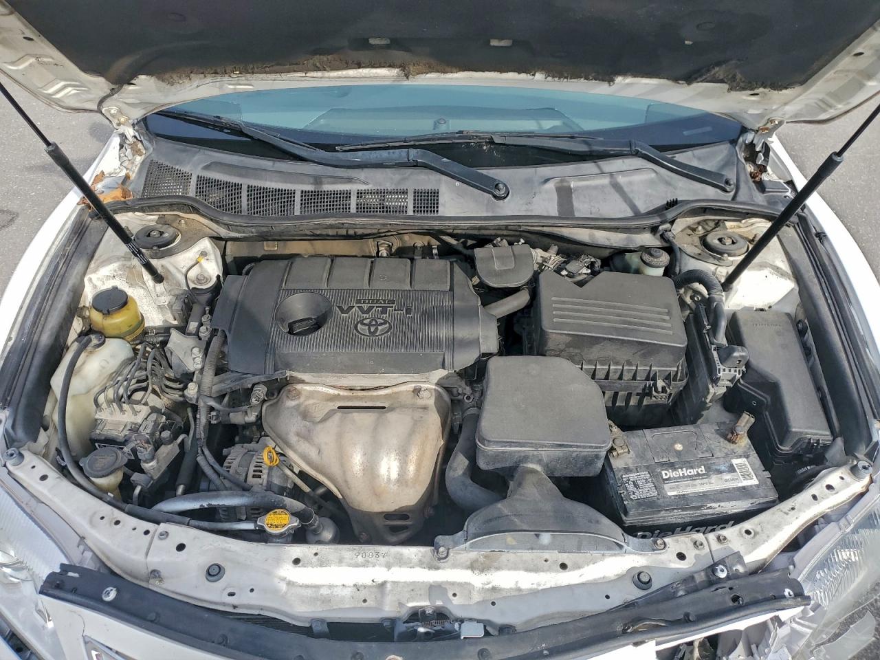 2011 TOYOTA CAMRY BASE photo 21